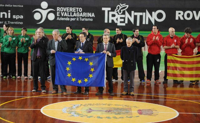 tamburello_APERTURA_MANIFESTAZIONE